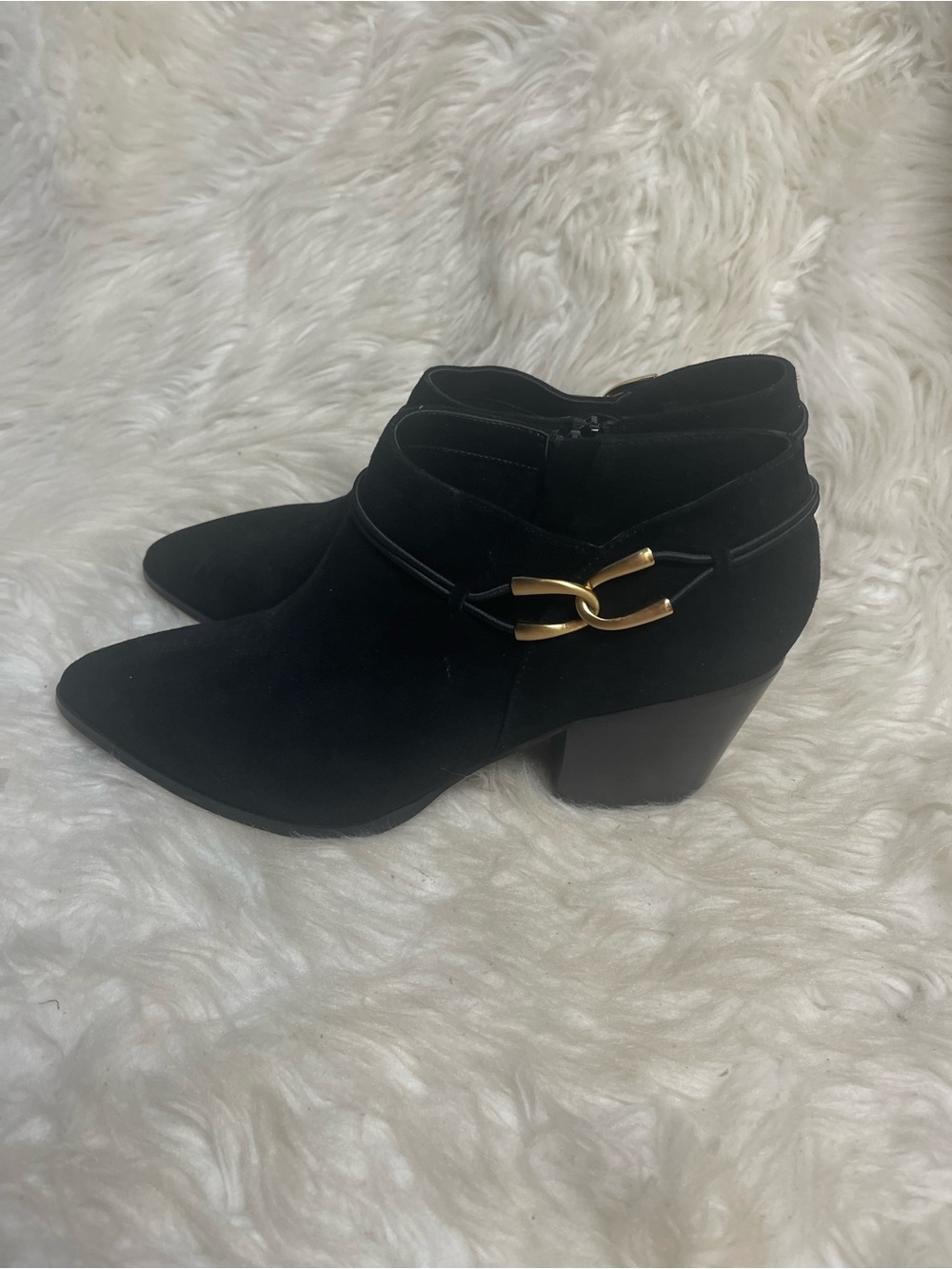 Bella Vita Black Ankle Booties with Gold Accent side Zipper SZ11M